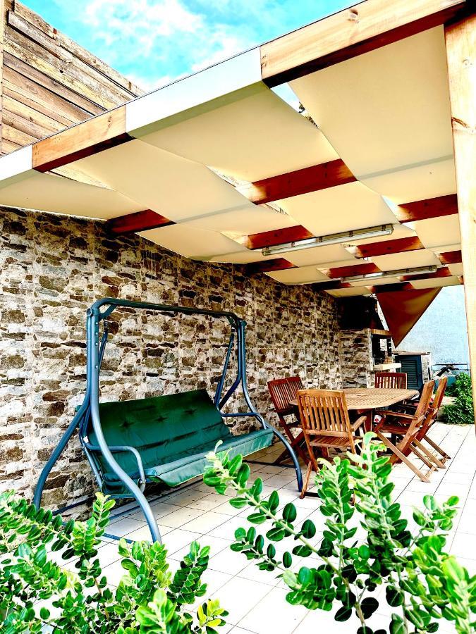 Brand New Sea View Country house